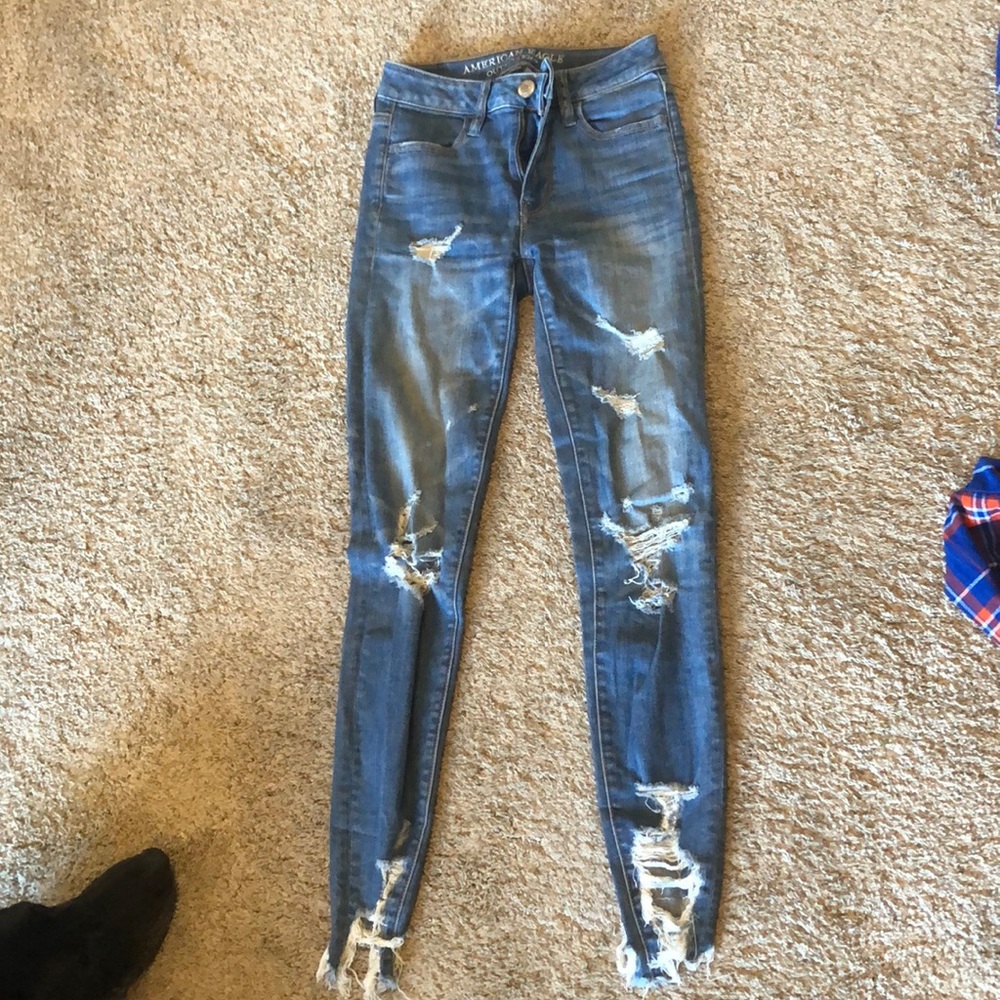 American eagle stretchy ripped skinny jeans